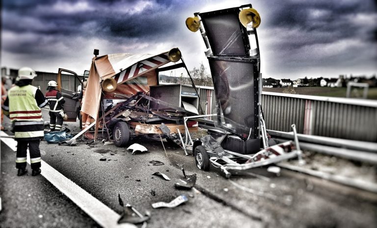 Ein gefährlicher Job am Rande der Straße: Warum Straßenwärter Ihren Respekt verdienen